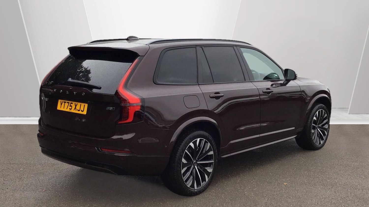 Used Volvo XC90 2025 for sale - 77120690: Photo 2