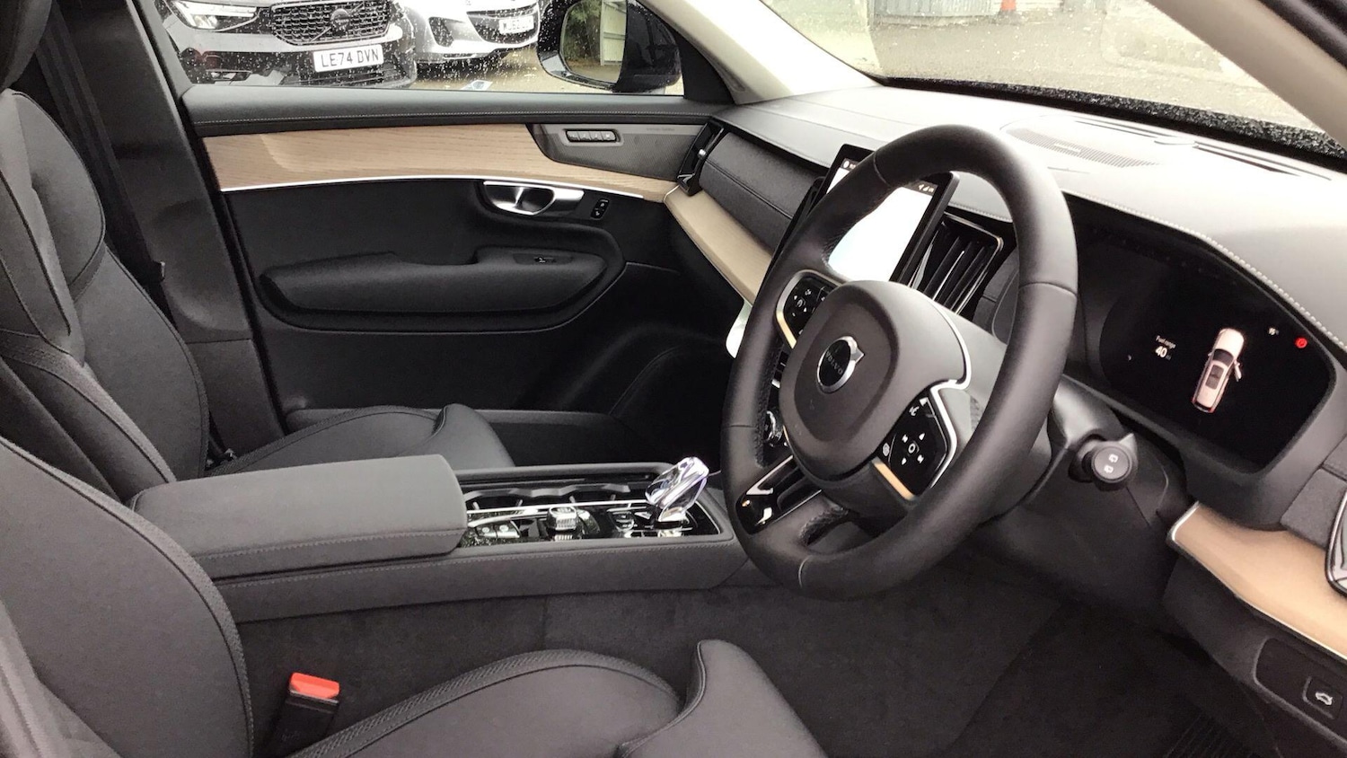 Used Volvo XC90 2025 for sale - 77120690: Photo 5