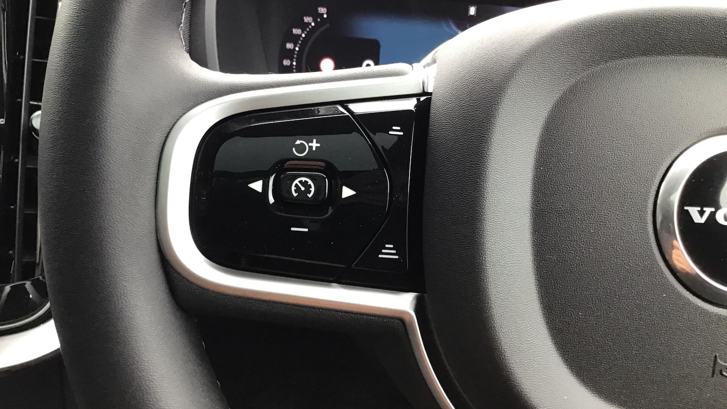 Used Volvo XC90 2025 for sale - 77120690: Photo 85