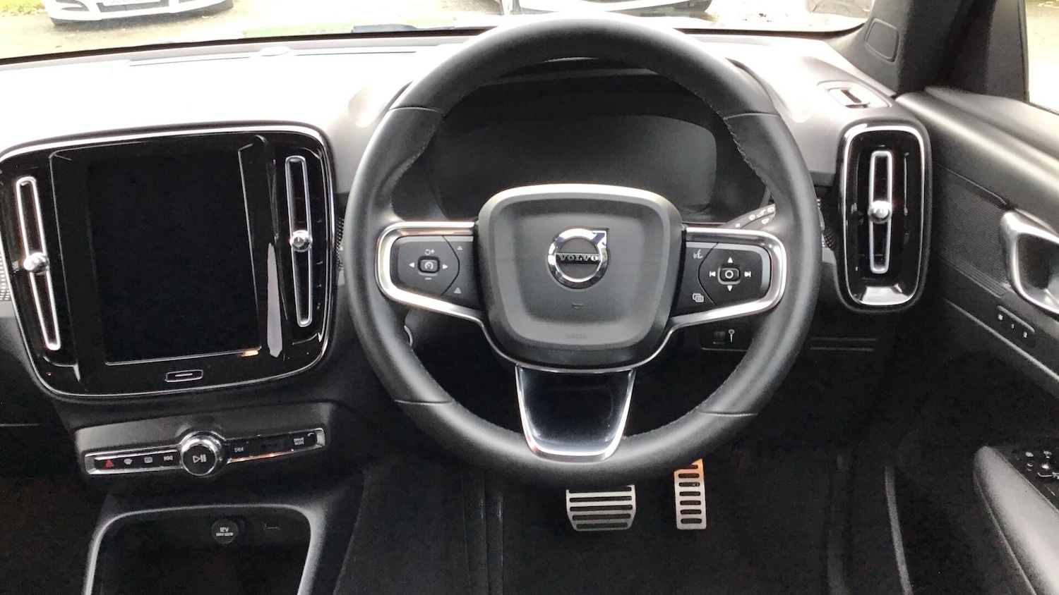 Used Volvo XC40 2021 for sale - 76550508: Photo 10