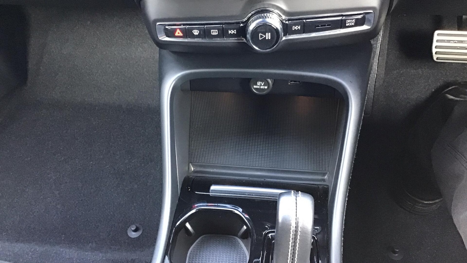 Used Volvo XC40 2021 for sale - 76550508: Photo 18