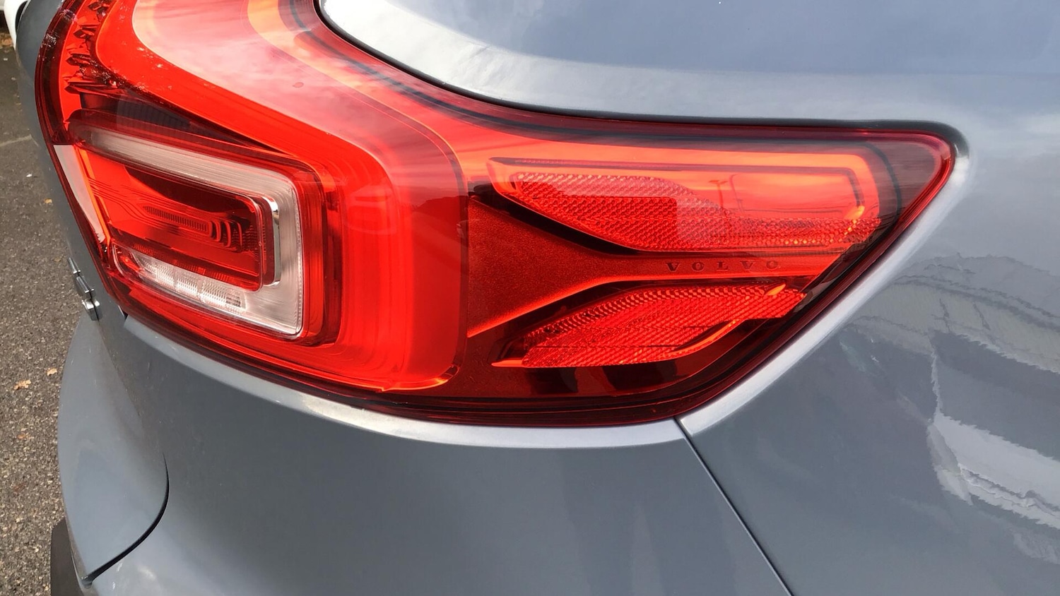 Used Volvo XC40 2021 for sale - 76550508: Photo 37