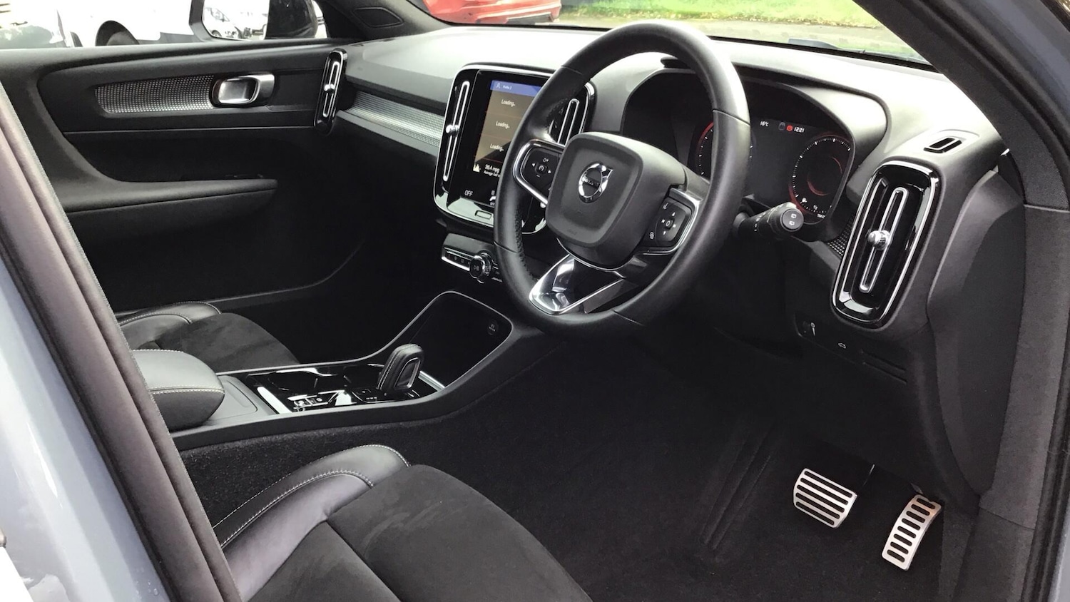 Used Volvo XC40 2021 for sale - 76550508: Photo 4