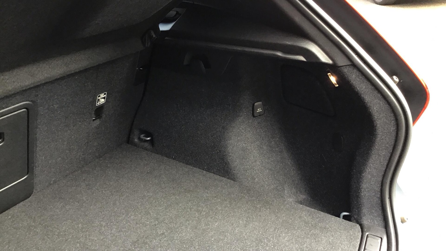 Used Volvo XC40 2021 for sale - 76550508: Photo 40