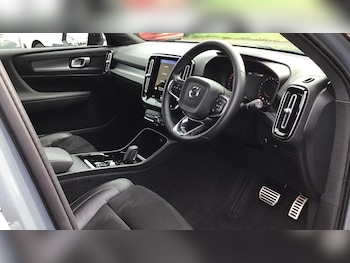 Used Volvo XC40 2021 for sale - 76550508: Photo