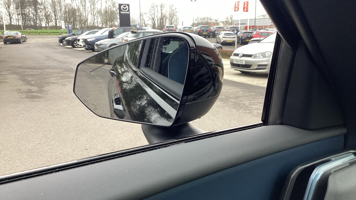 Used Volvo EX30 2025 for sale - 77230330: Photo 26