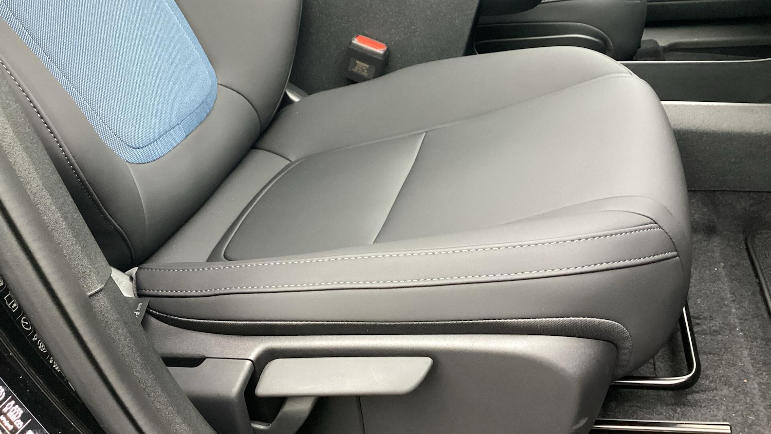 Used Volvo EX30 2025 for sale - 77230330: Photo 31