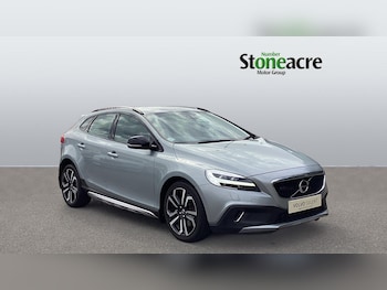 2018 (18) - D3 Pro Automatic 5-Door