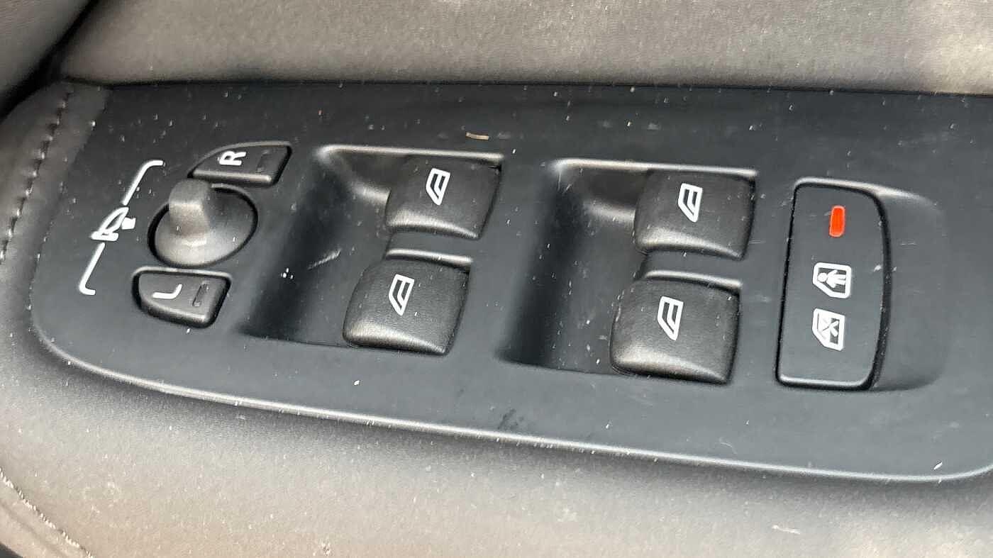 Used Volvo XC60 2025 for sale - 77710534: Photo 24