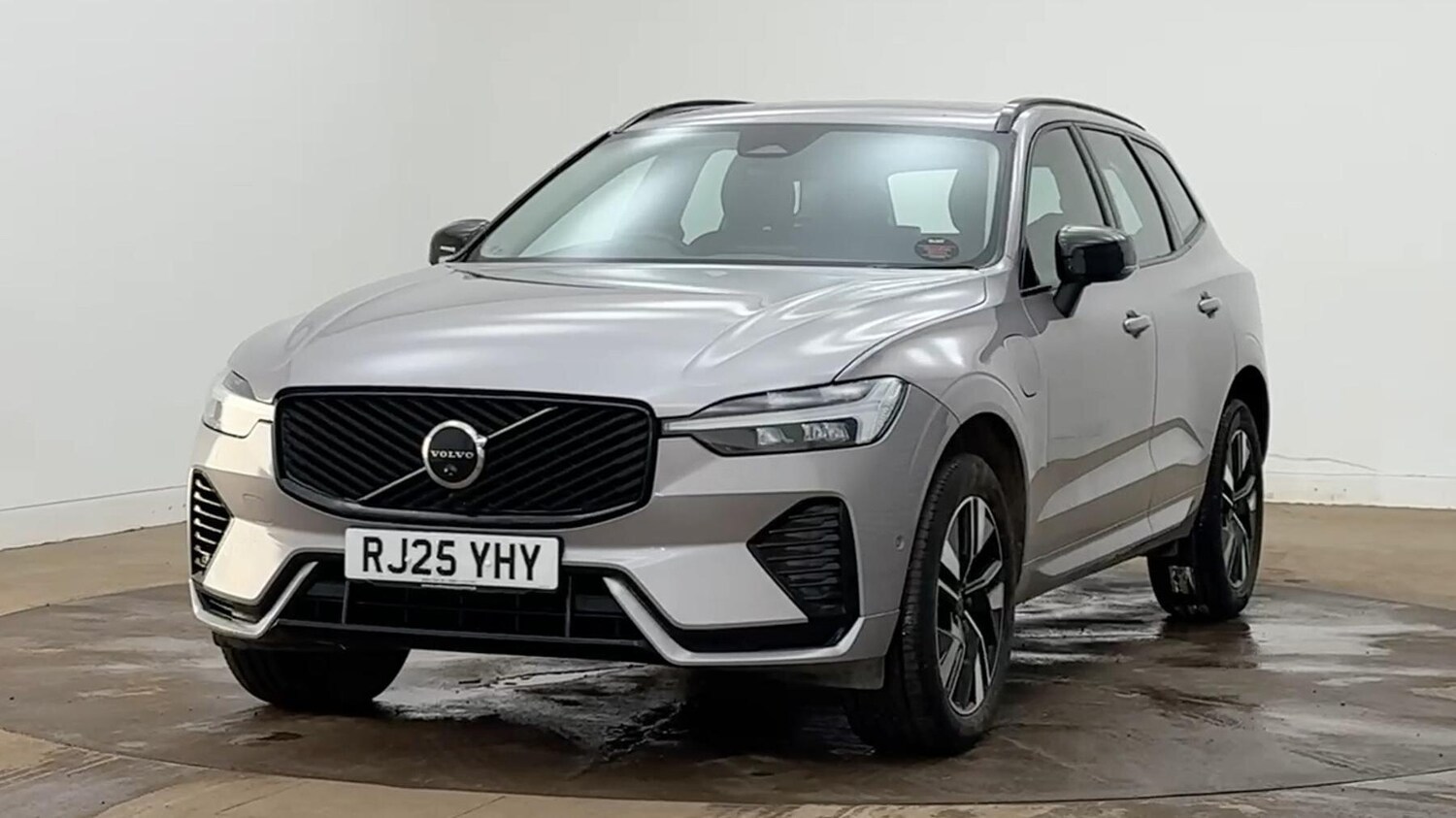 Used Volvo XC60 2025 for sale - 77710534: Photo 45