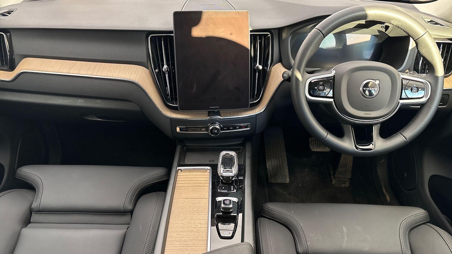 Used Volvo XC60 2025 for sale - 77710534: Photo 81