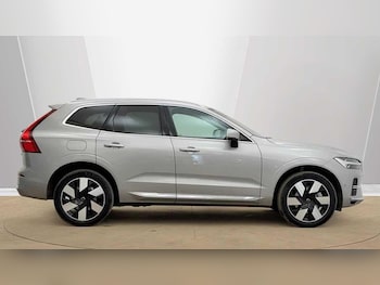Used Volvo XC60 2025 for sale - 77854123: Photo