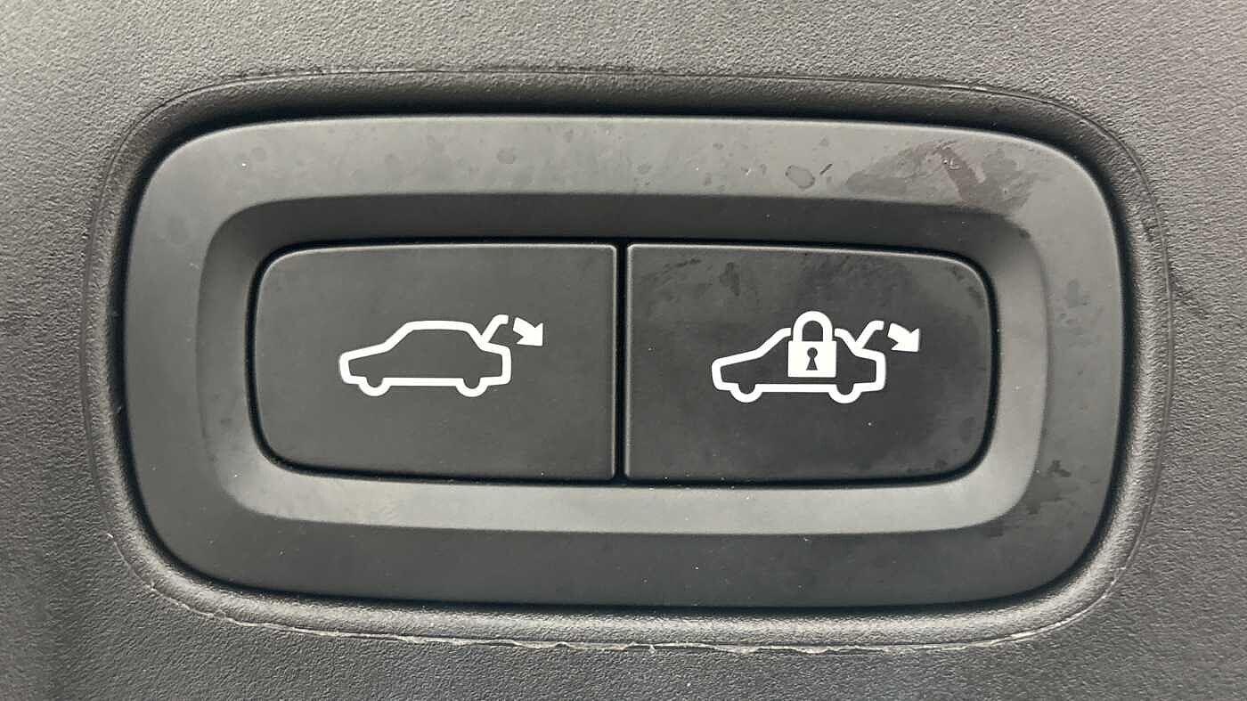 Used Volvo V90 2025 for sale - 77330391: Photo 18