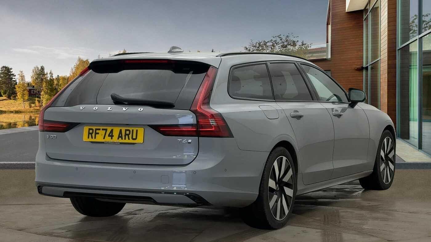 Used Volvo V90 2025 for sale - 77330391: Photo 3