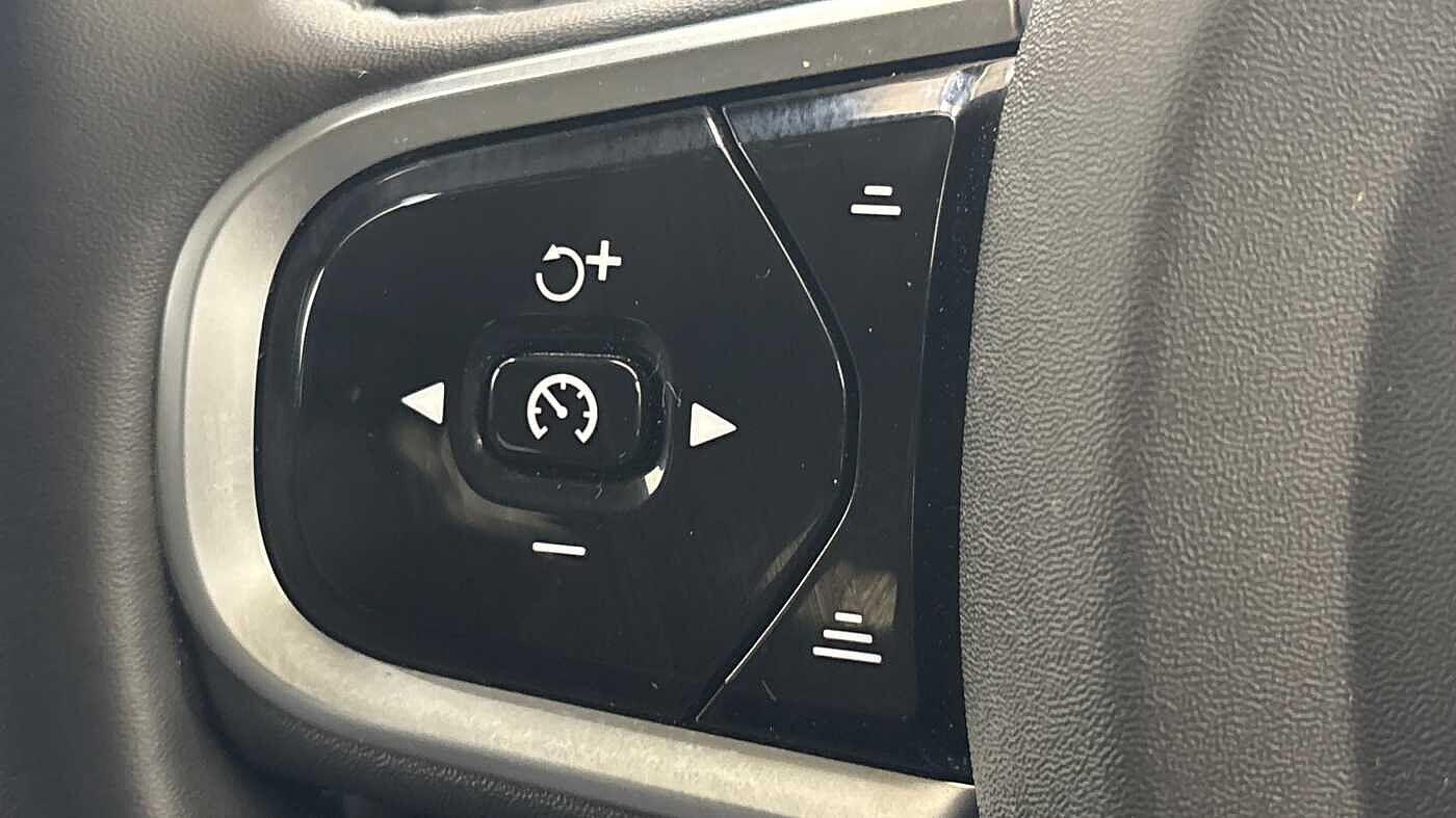 Used Volvo V90 2025 for sale - 77330391: Photo 30