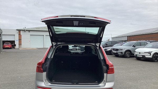 Used Volvo XC60 2023 for sale - 76094925: Photo 13