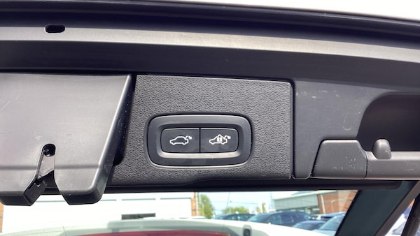 Used Volvo XC60 2023 for sale - 76094925: Photo 39