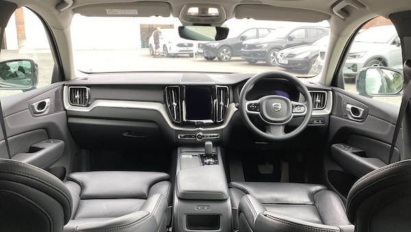 Used Volvo XC60 2023 for sale - 76094925: Photo 5