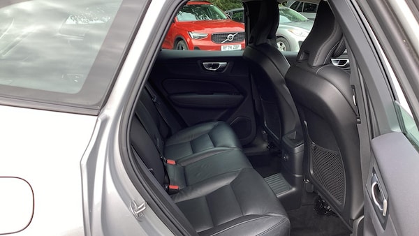 Used Volvo XC60 2023 for sale - 76094925: Photo 6