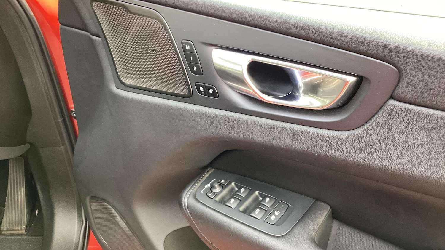 Used Volvo XC60 2023 for sale - 76522170: Photo 33