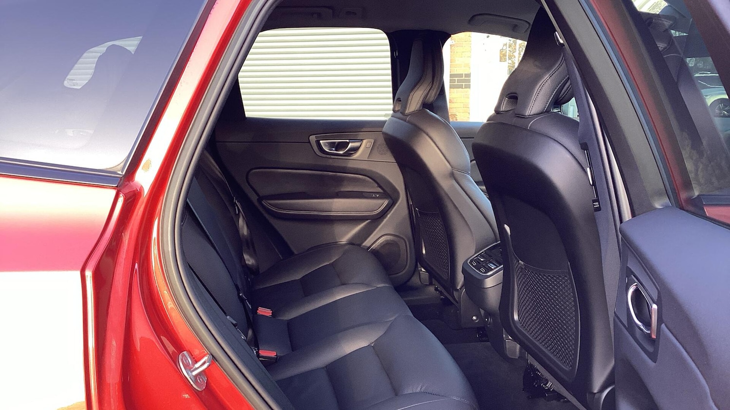 Used Volvo XC60 2023 for sale - 76522170: Photo 6