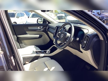 Used Volvo XC40 2025 for sale - 78460991: Photo