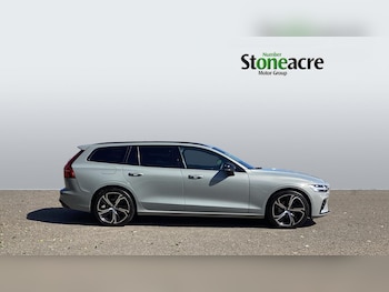 Used Volvo V60 2025 for sale - 79107040: Photo