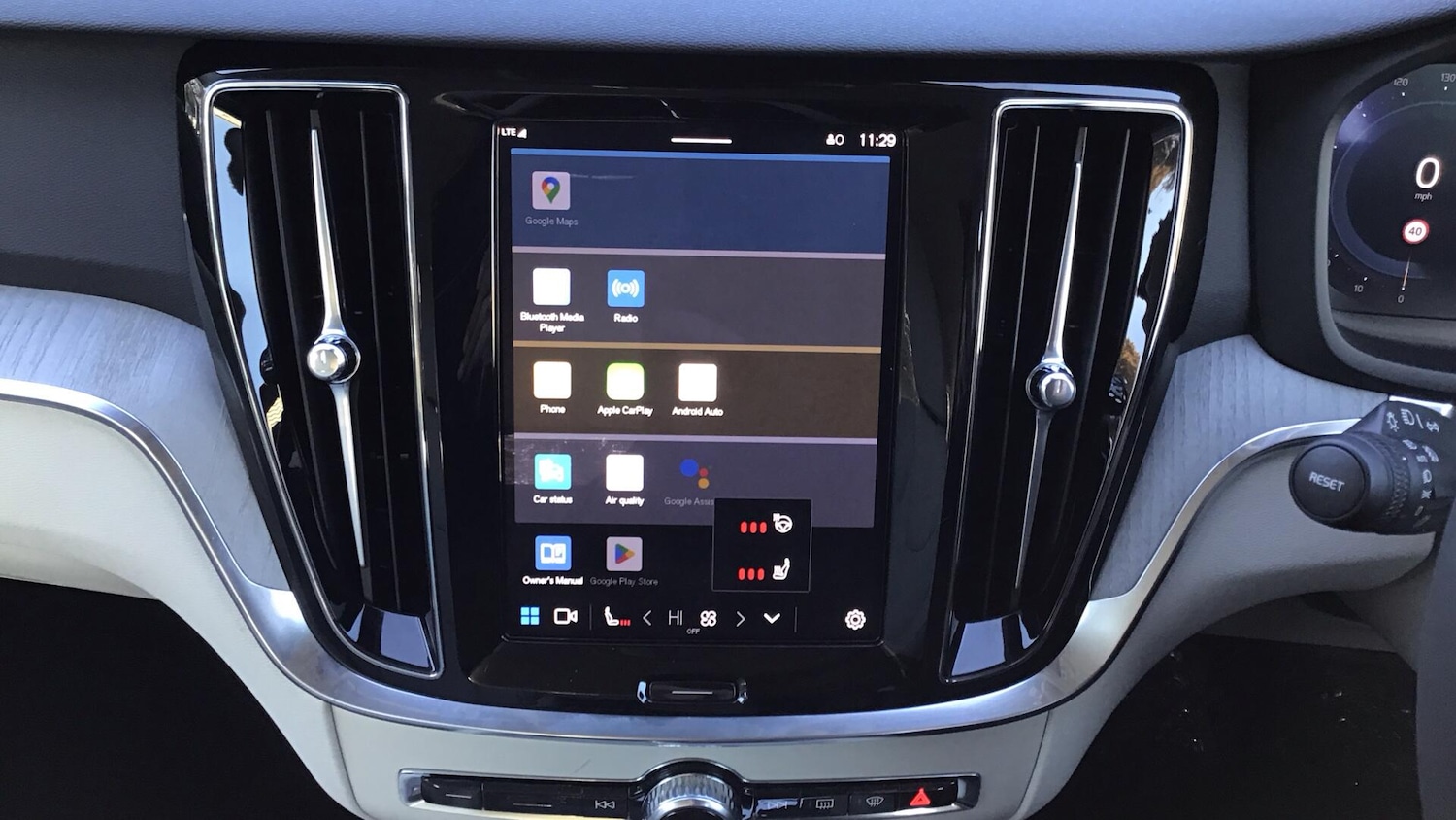 Used Volvo V60 2025 for sale - 76781977: Photo 12