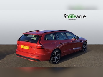 Used Volvo V60 2025 for sale - 76781977: Photo