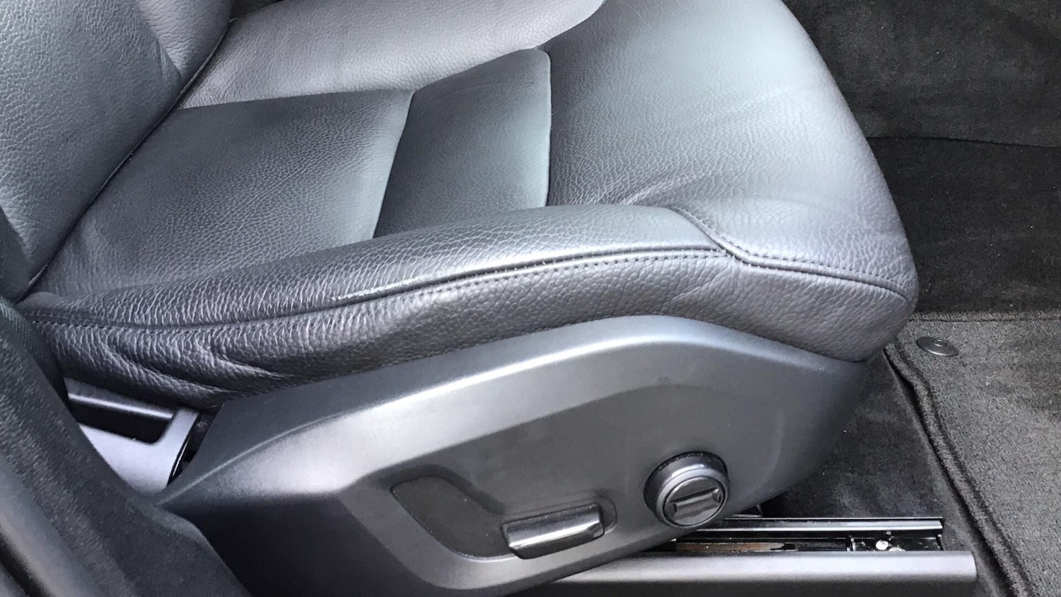 Used Volvo XC60 2022 for sale - 76522525: Photo 32