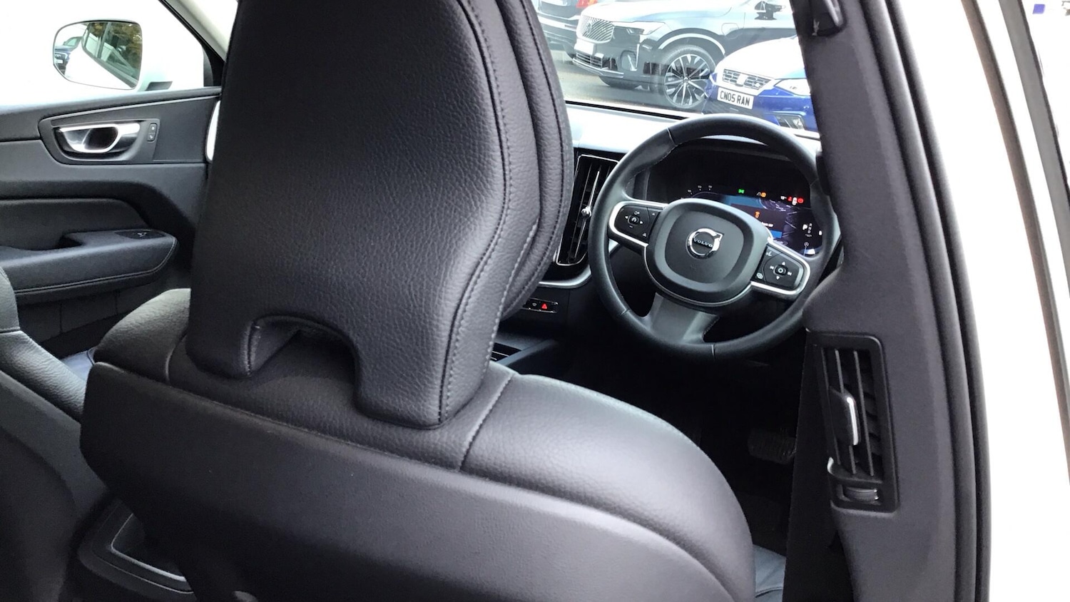 Used Volvo XC60 2022 for sale - 76522525: Photo 35