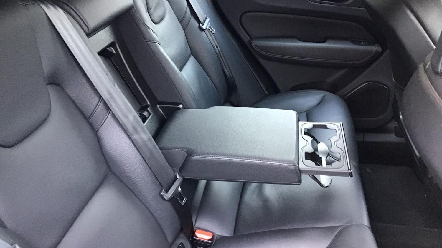 Used Volvo XC60 2022 for sale - 76522525: Photo 37