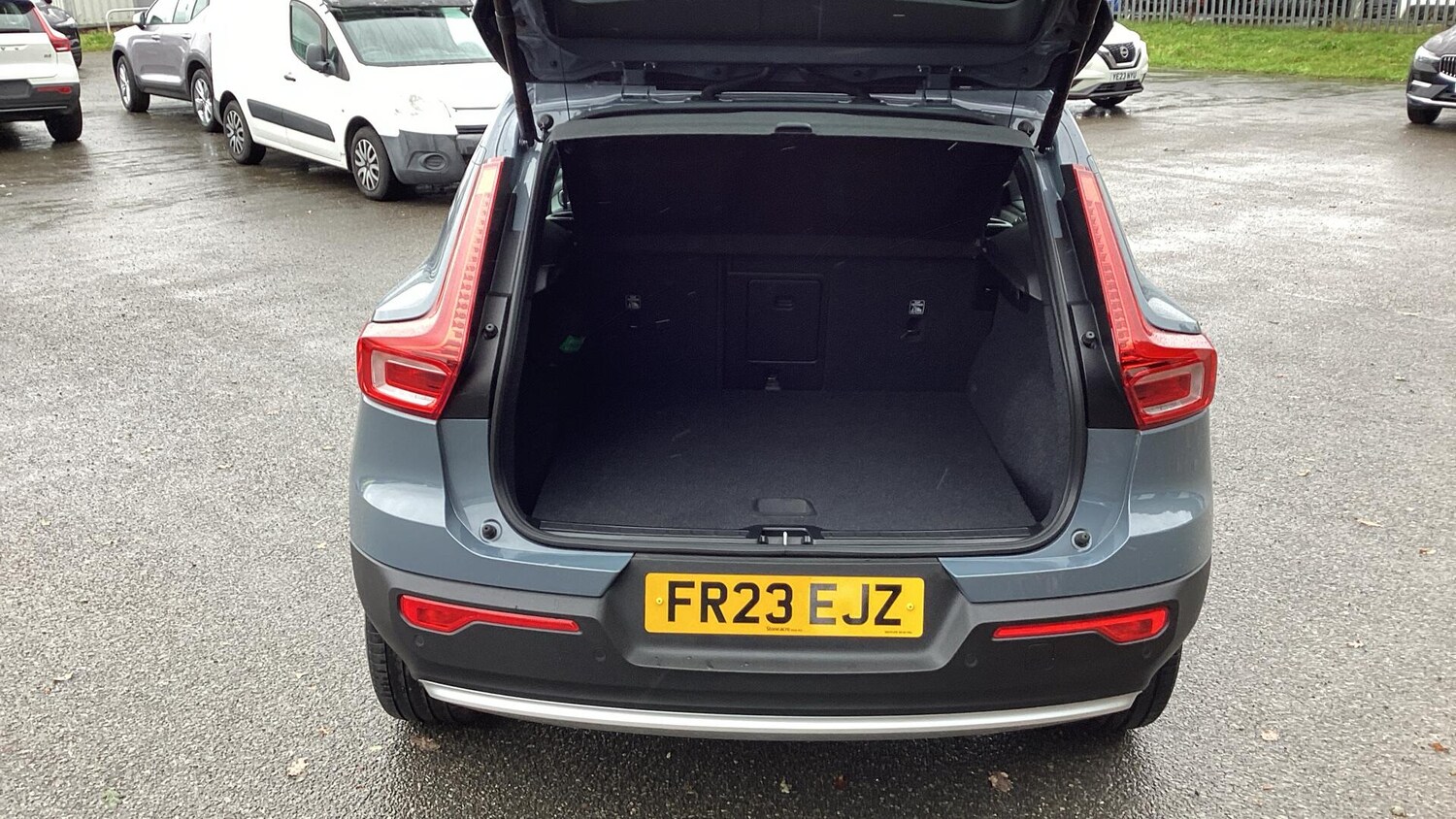 Used Volvo XC40 2023 for sale - 75991469: Photo 13