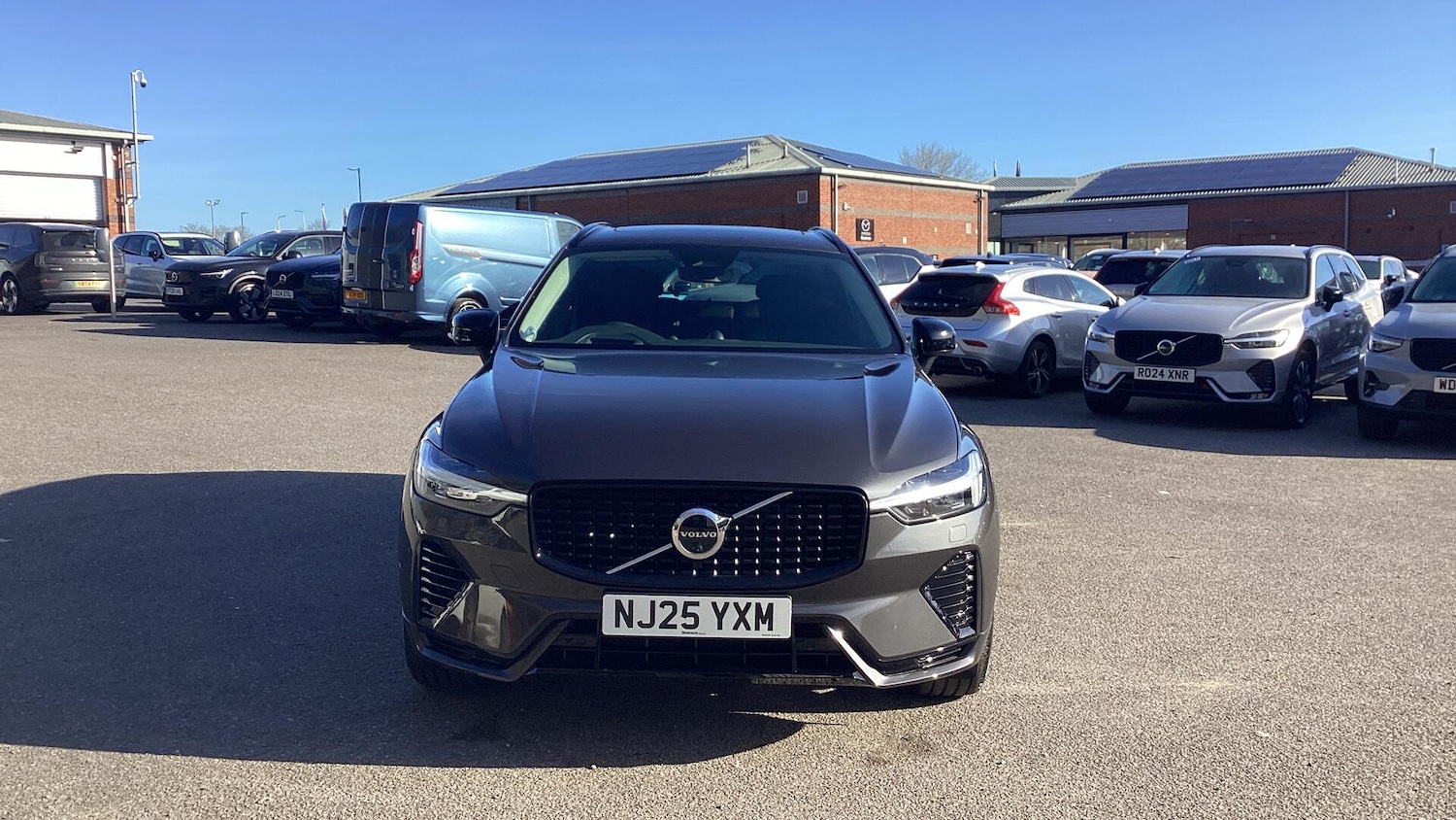 Used Volvo XC60 2025 for sale - 76484570: Photo 12