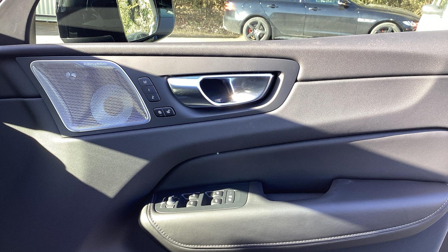 Used Volvo XC60 2025 for sale - 76484570: Photo 15