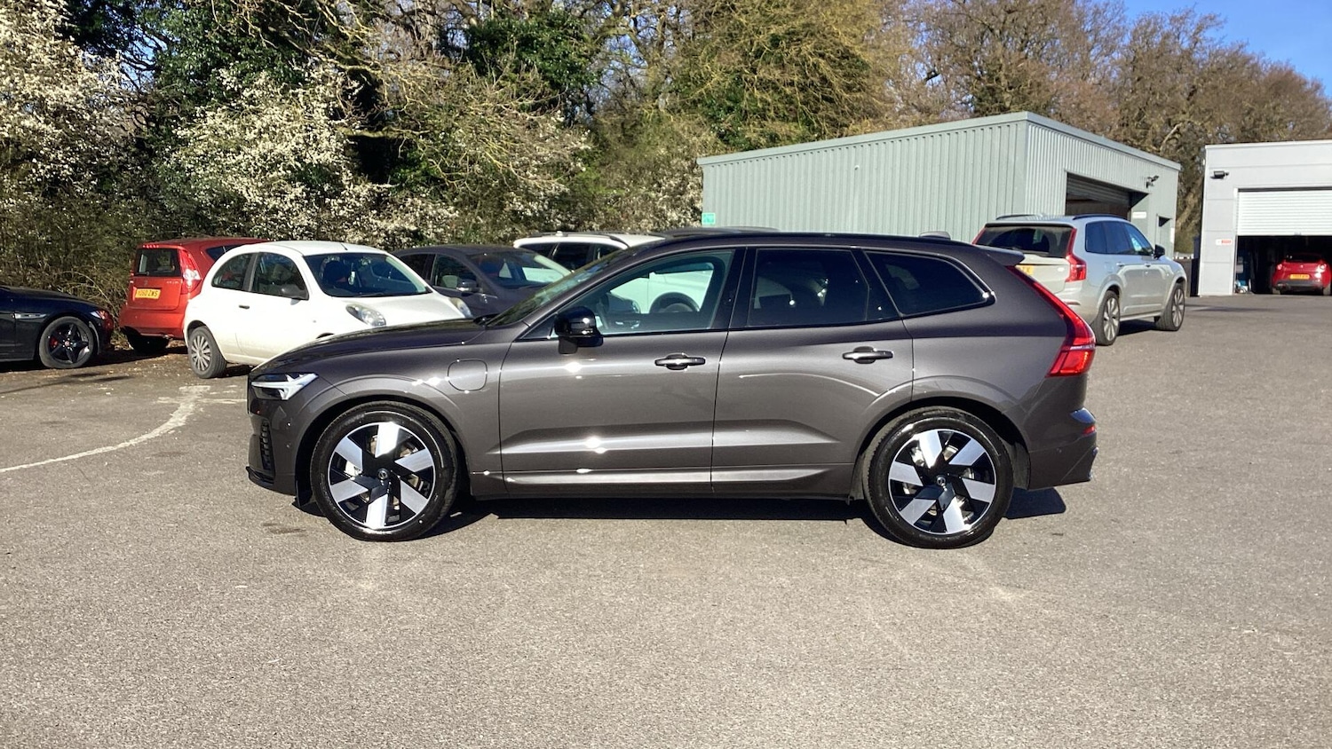 Used Volvo XC60 2025 for sale - 76484570: Photo 8