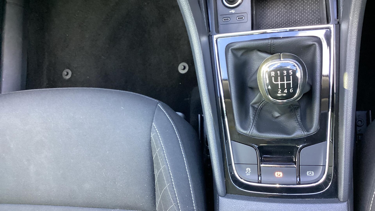 Used Skoda Karoq 2020 for sale - 76521687: Photo 90