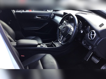 Used Mercedes-Benz GLA 2015 for sale - 76499918: Photo