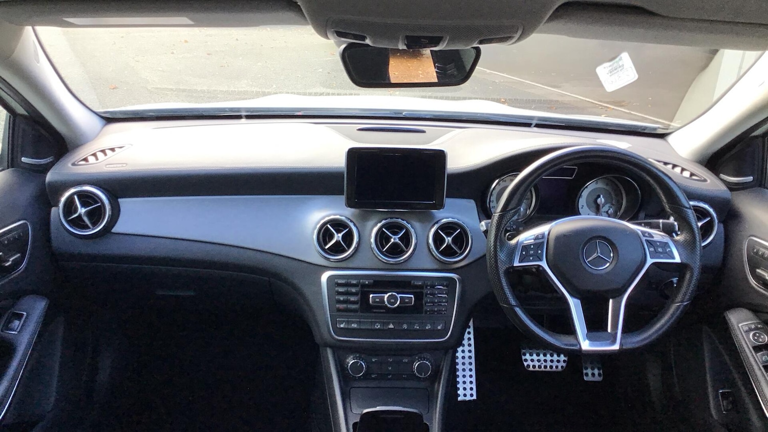 Used Mercedes-Benz GLA 2015 for sale - 76499918: Photo 5