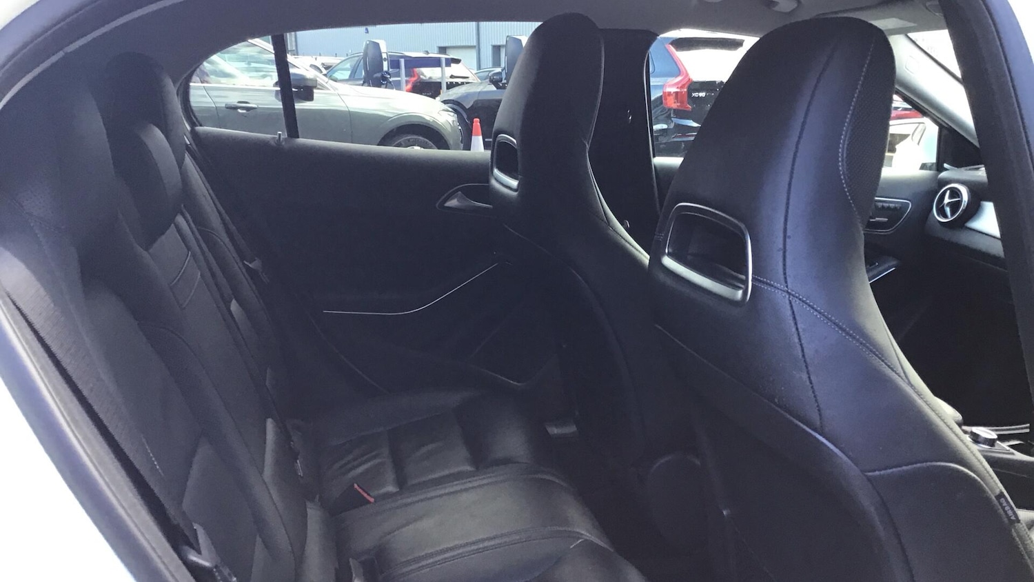 Used Mercedes-Benz GLA 2015 for sale - 76499918: Photo 6