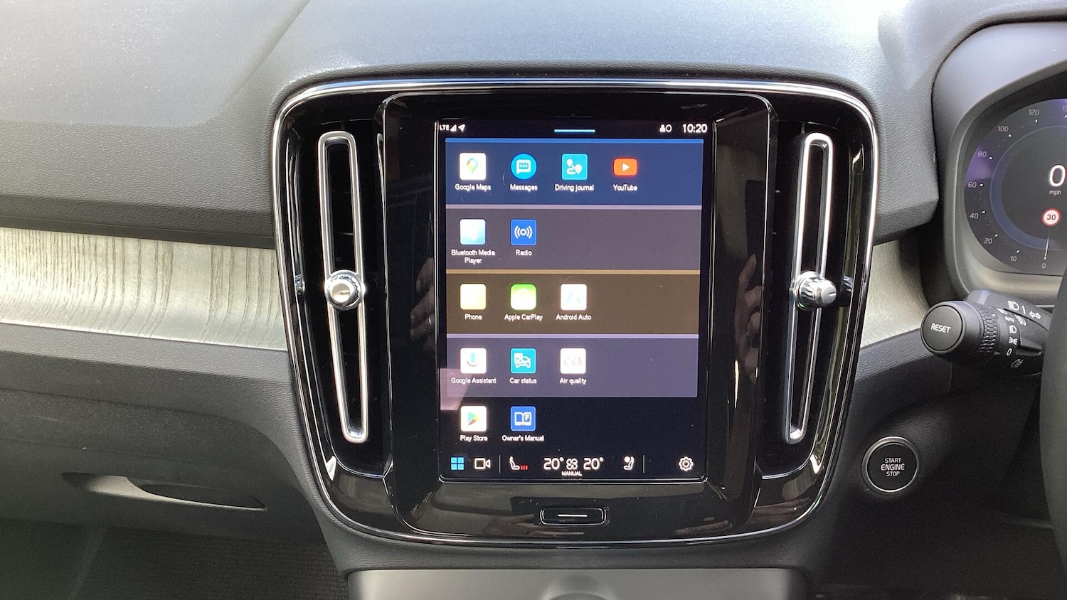 Used Volvo XC40 2025 for sale - 76085503: Photo 20