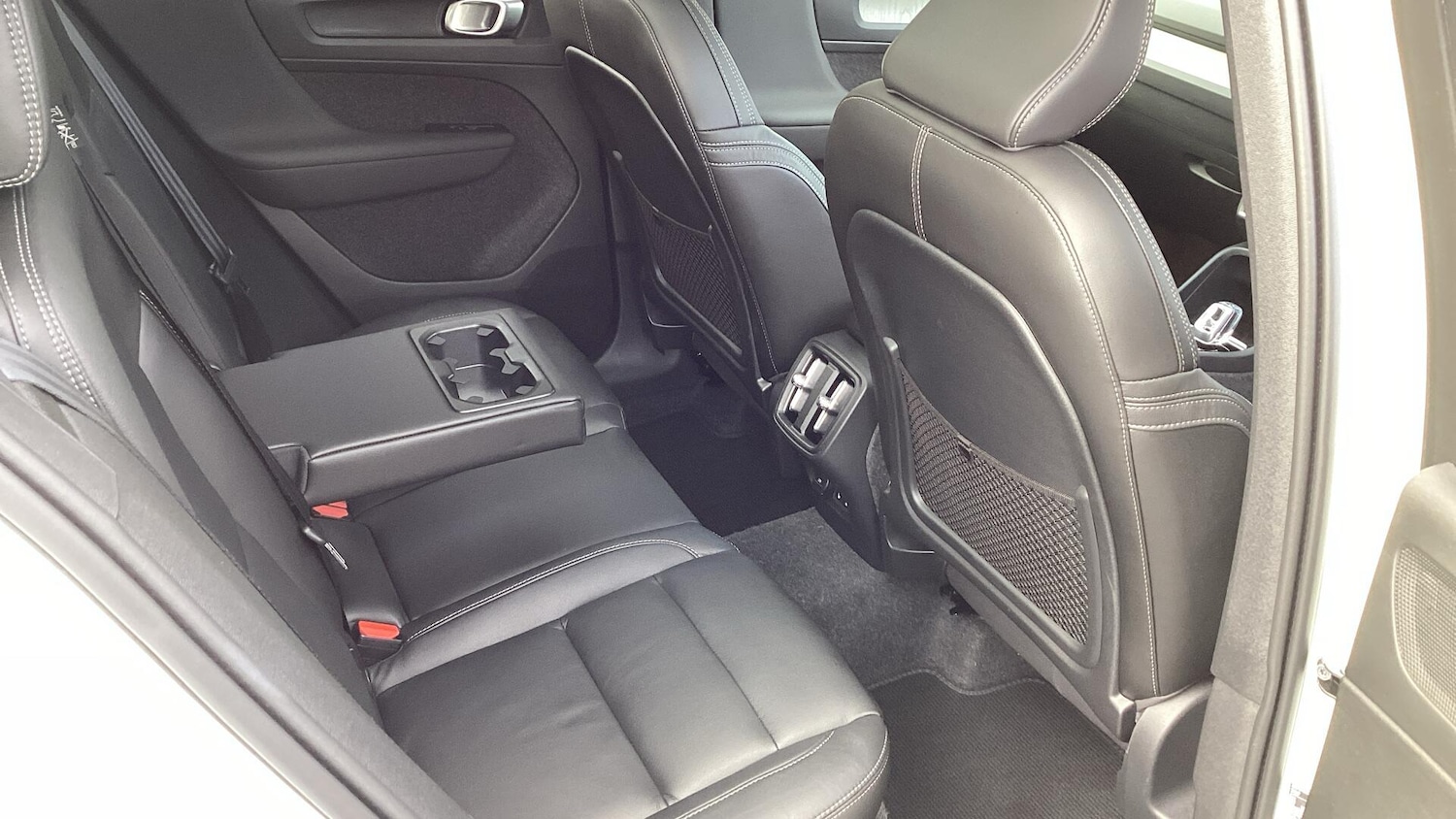 Used Volvo XC40 2025 for sale - 76085503: Photo 36