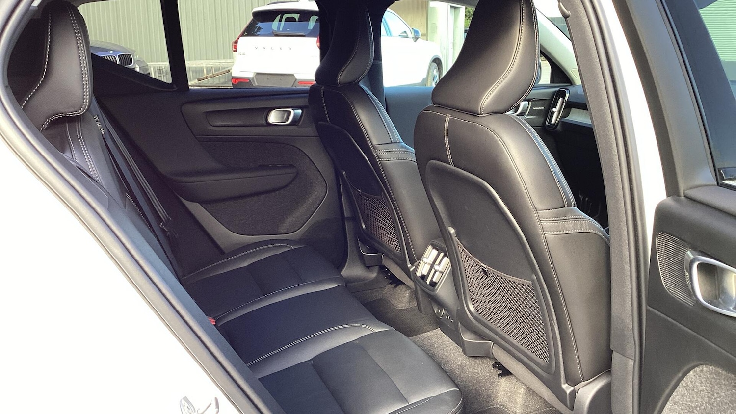 Used Volvo XC40 2025 for sale - 76085503: Photo 6