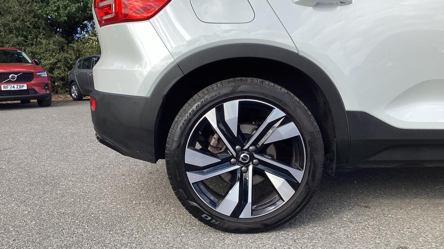 Used Volvo XC40 2025 for sale - 76085503: Photo 9