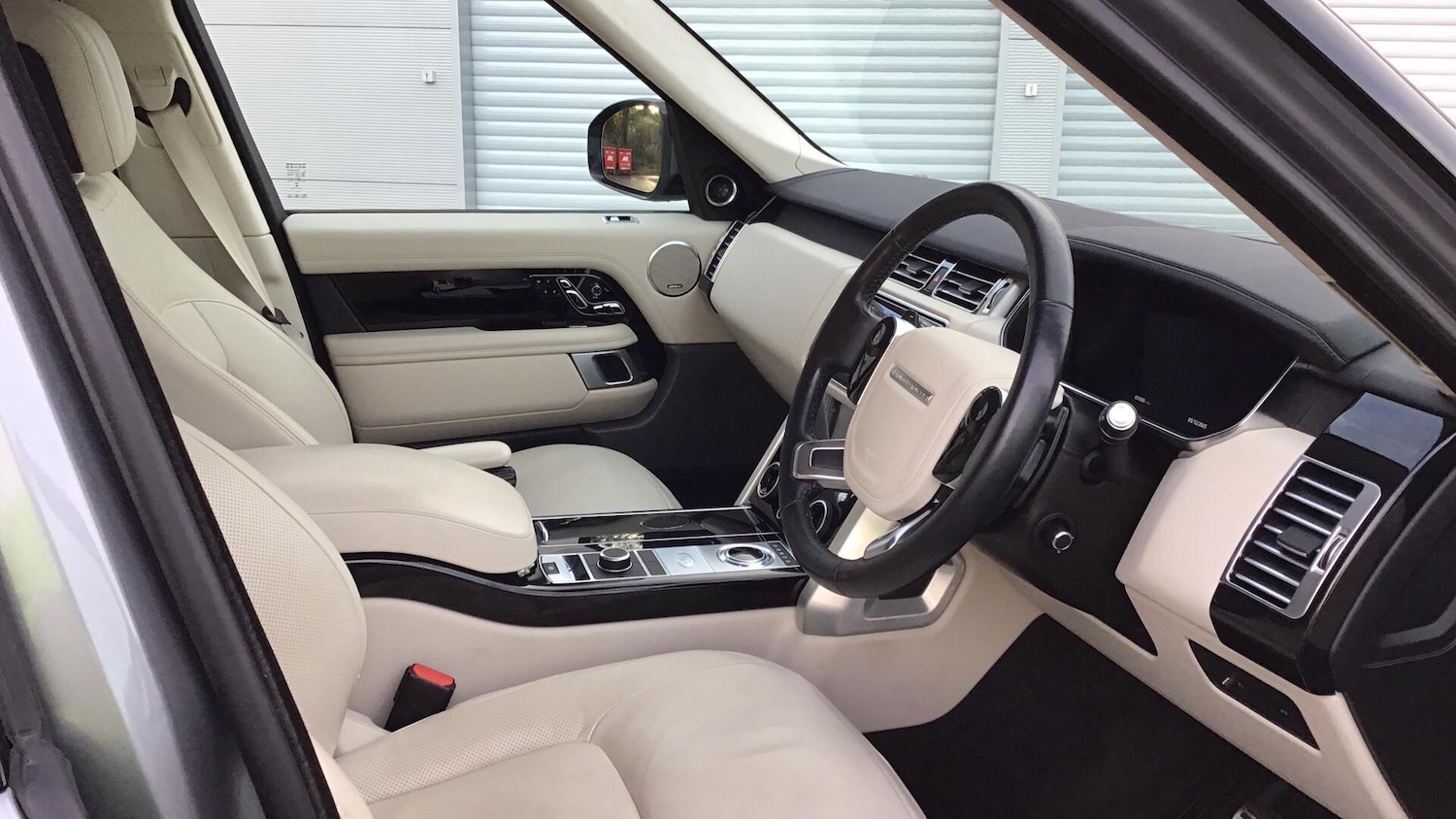 Used Land Rover Range Rover for sale - 76849799: Photo 4