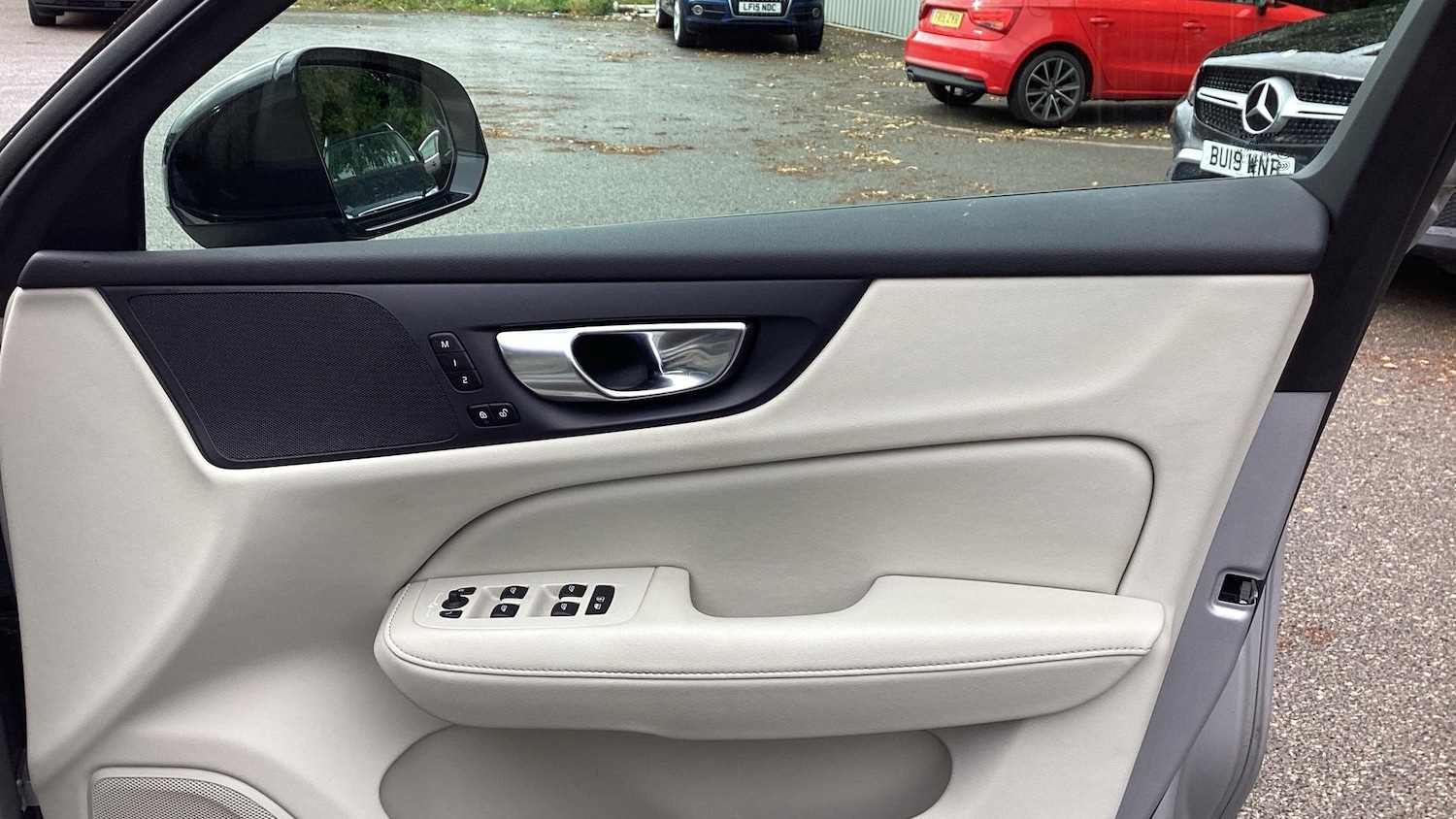 Vehicle 29
