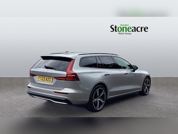 Used Volvo V60 2023 for sale - 75311233: Photo