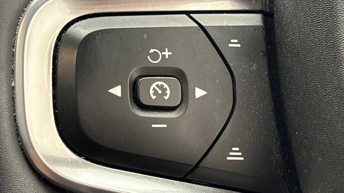 Used Volvo C40 2022 for sale - 77304930: Photo 61