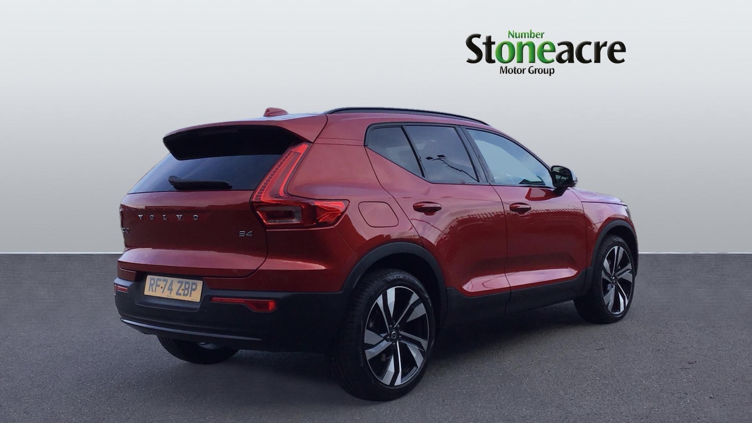 Used Volvo XC40 2025 for sale - 76121301: Photo 2