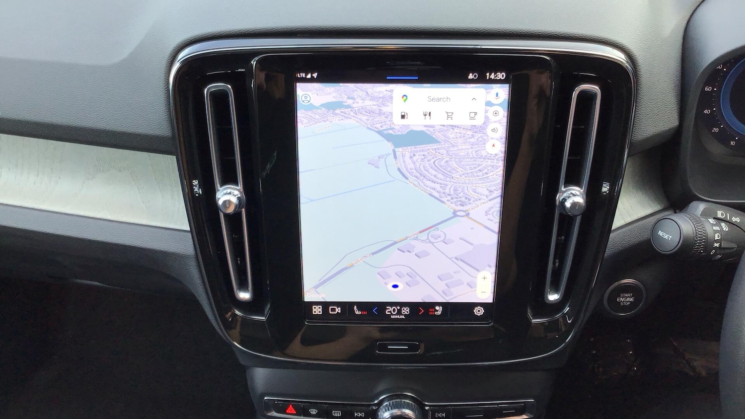 Used Volvo XC40 2025 for sale - 76121301: Photo 27
